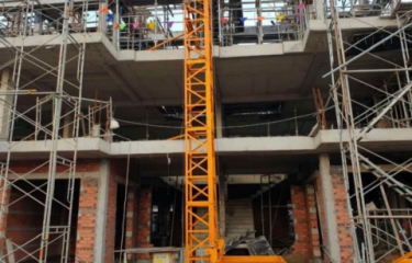 CHO THUÊ VẬN THĂNG HÀNG TẠI HCM VÀ CÁC TỈNH MIỀN NAM