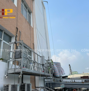 Công Trình Sàn Treo Gondola Tại Công Ty Cổ Phần Thực Phẩm Cholimex