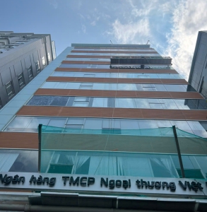 DỰ ÁN CHO THUÊ SÀN TREO GONDOLA – TÒA NHÀ NGÂN HÀNG TMCP NGOẠI THƯƠNG VIỆT NAM