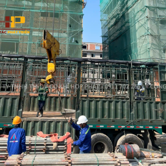 Công Trình Sàn Treo Gondola Tại Công Ty Cổ Phần Thực Phẩm Cholimex