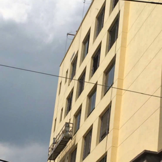 CÔNG TRÌNH NHÀ CAO TẦNG CHO THUÊ SÀN TREO GONDOLA