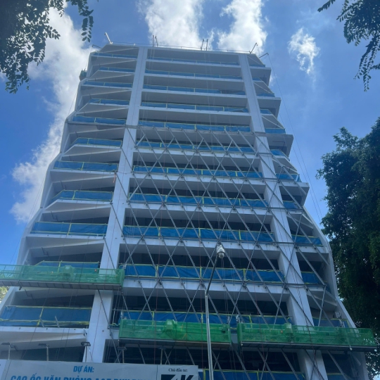 Cho Thuê Sàn Treo Gondola Tại Cao Ốc A&T Building – Dự Án Thực Hiện Bởi Hợp Phát